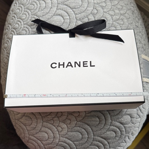 Chanel Box/Pouch Collection - Picture 10 of 15